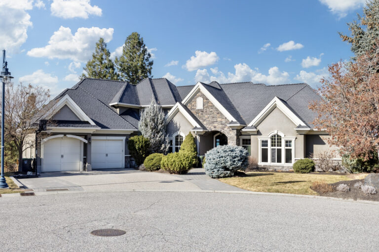 602 Arbor View Dr, Kelowna