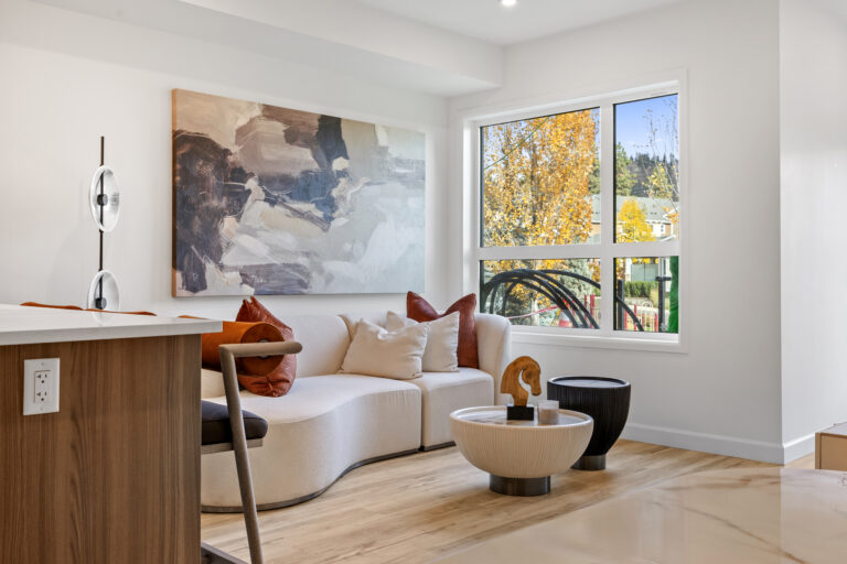 630 Boynton Pl, Kelowna
